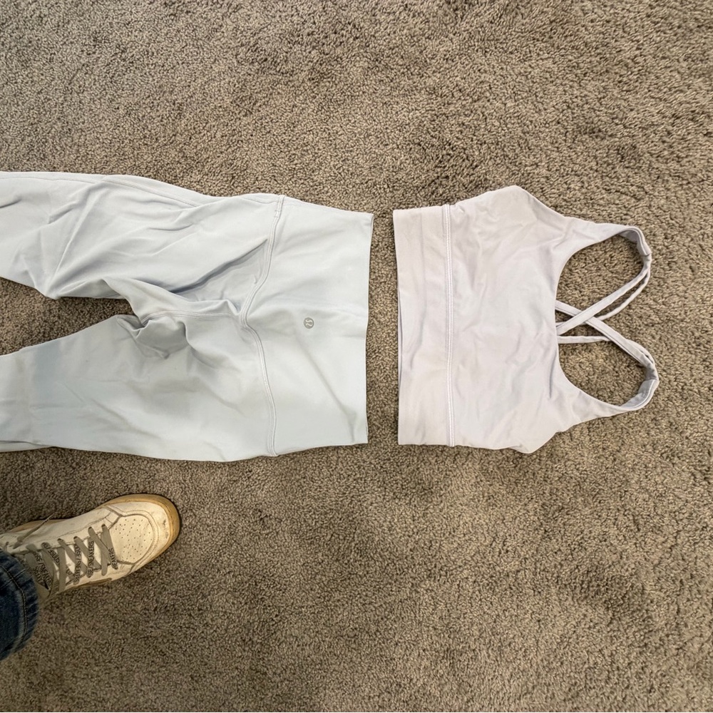 Lululemon Athletica Light Gray Activewear Set